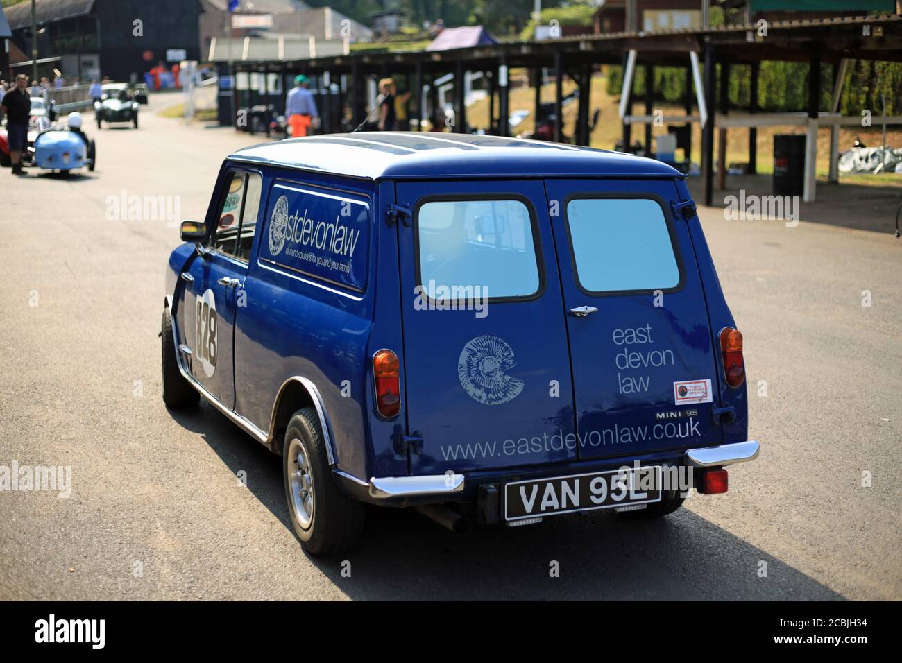 Mini-fourgonnette Leyland des années 1970. Banque D'Images