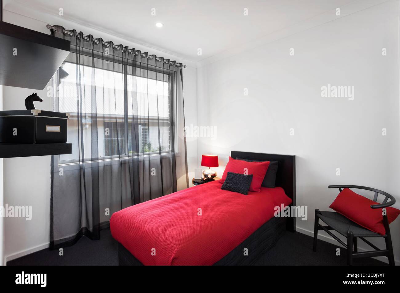 Chambre design dans une maison moderne de luxe Banque D'Images