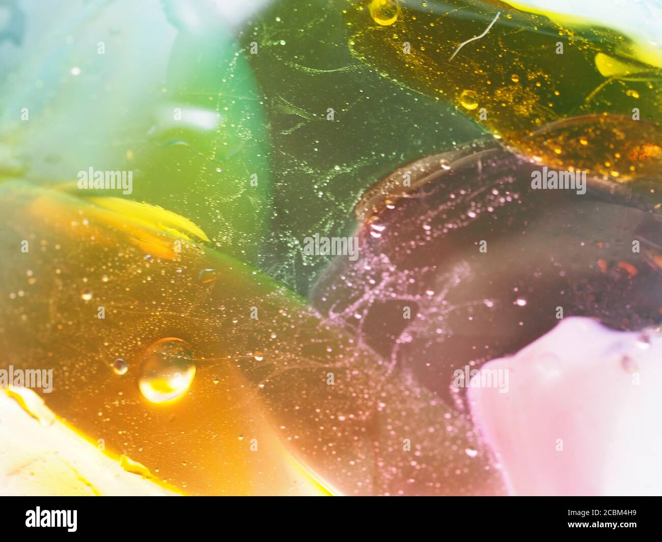 Prise de vue macro de la mosaïque en verre multicolore soufflé Banque D'Images Prise de vue macro de la mosaïque en verre multicolore soufflé Banque D'Images