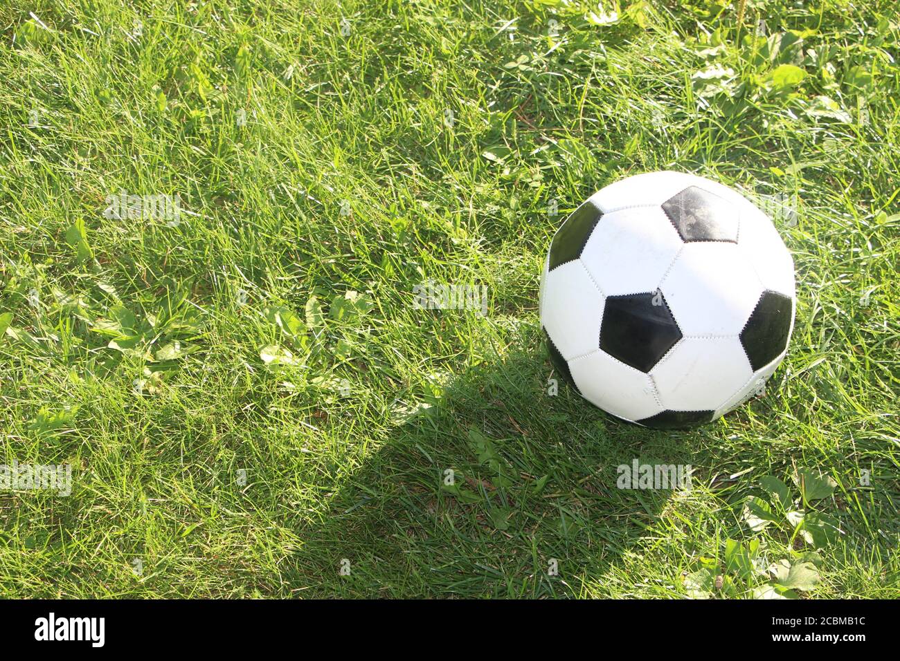 Ballon De Football Classique - Noir Et Blanc - Taille Standard - Neuf
