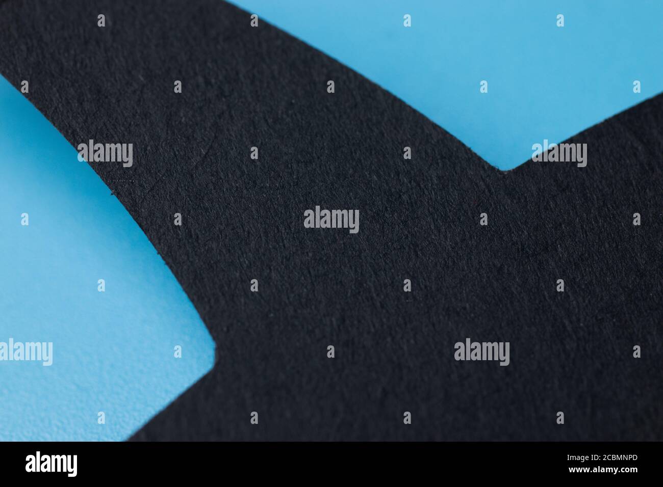 Texture noire et arrière-plan bleu, espace de copie de conception simple. Concept sport et affaires Banque D'Images