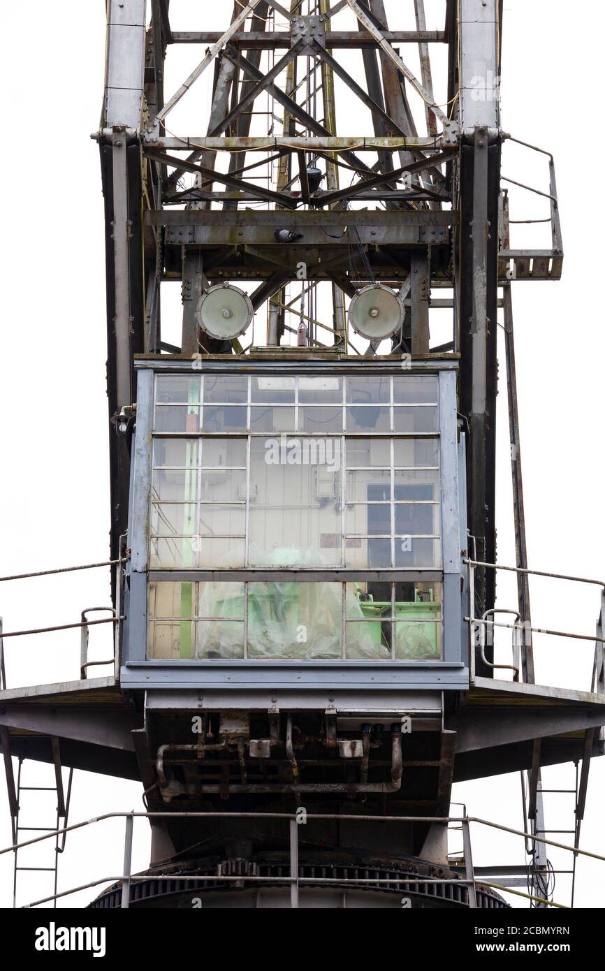 Cabine de grue Stothert et Pitt Electric, Princes Wharf, Harbourside, Bristol, Angleterre. Juillet 2020 Banque D'Images