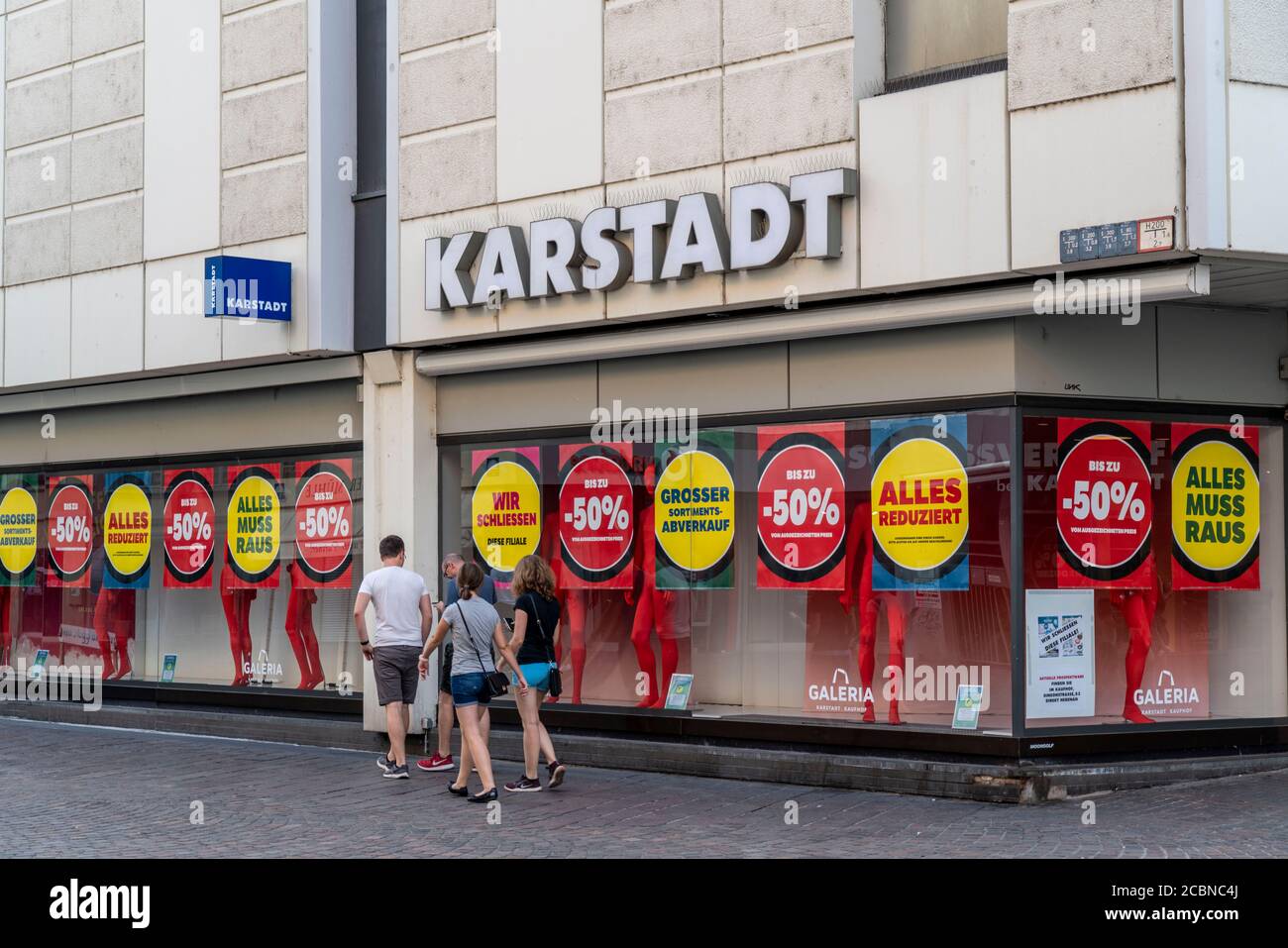 Magasin Karstadt dans le centre-ville de Trèves, vente de liquidation car ce magasin sera fermé, Trèves, Rhénanie-Palatinat, Allemagne Banque D'Images