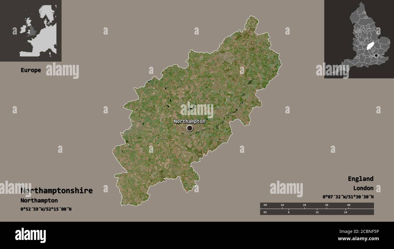 Forme du Northamptonshire, comté administratif de l'Angleterre, et sa capitale. Echelle de distance, aperçus et étiquettes. Imagerie satellite. Rendu 3D Banque D'Images