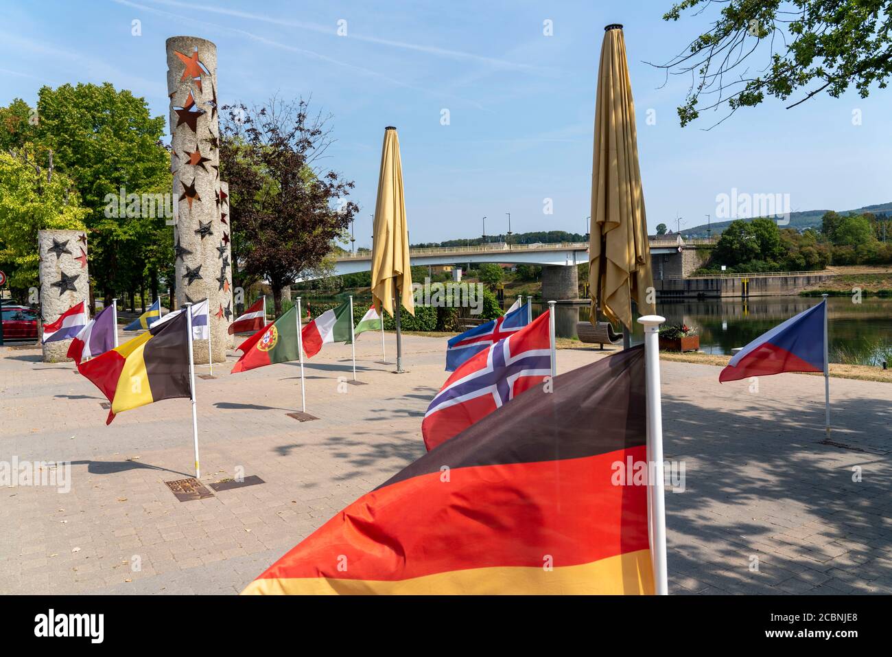 La ville de Schengen, sur la Moselle, au Grand-Duché de Luxembourg, où l'Accord de Schengen de 1985 a été signé, Monument européen à la Muse Banque D'Images
