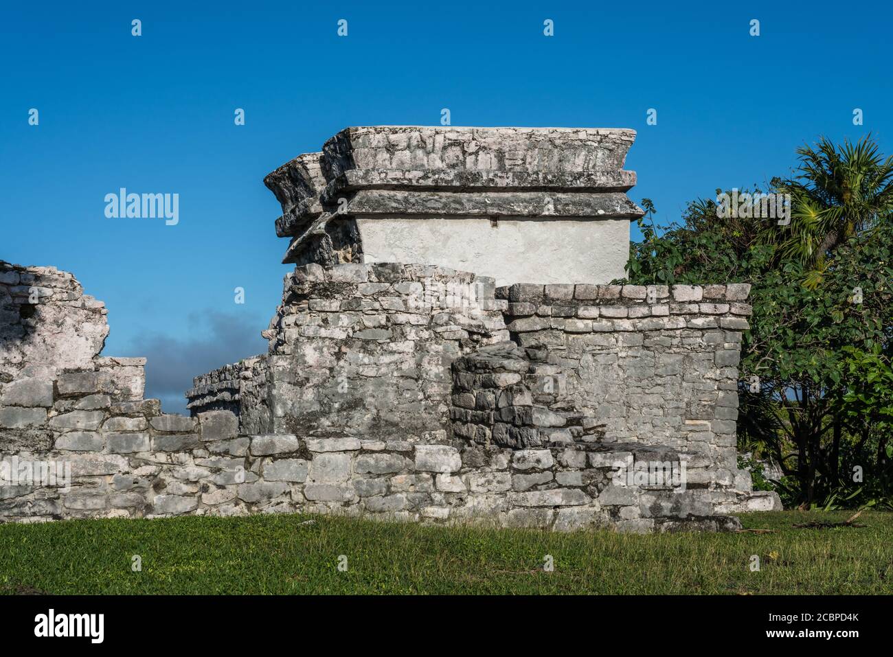 Le Temple du Dieu Diving ou Dieu descendant dans les ruines de la ville maya de Tulum sur la côte de la mer des Caraïbes. Parc national de Tulum, Quint Banque D'Images