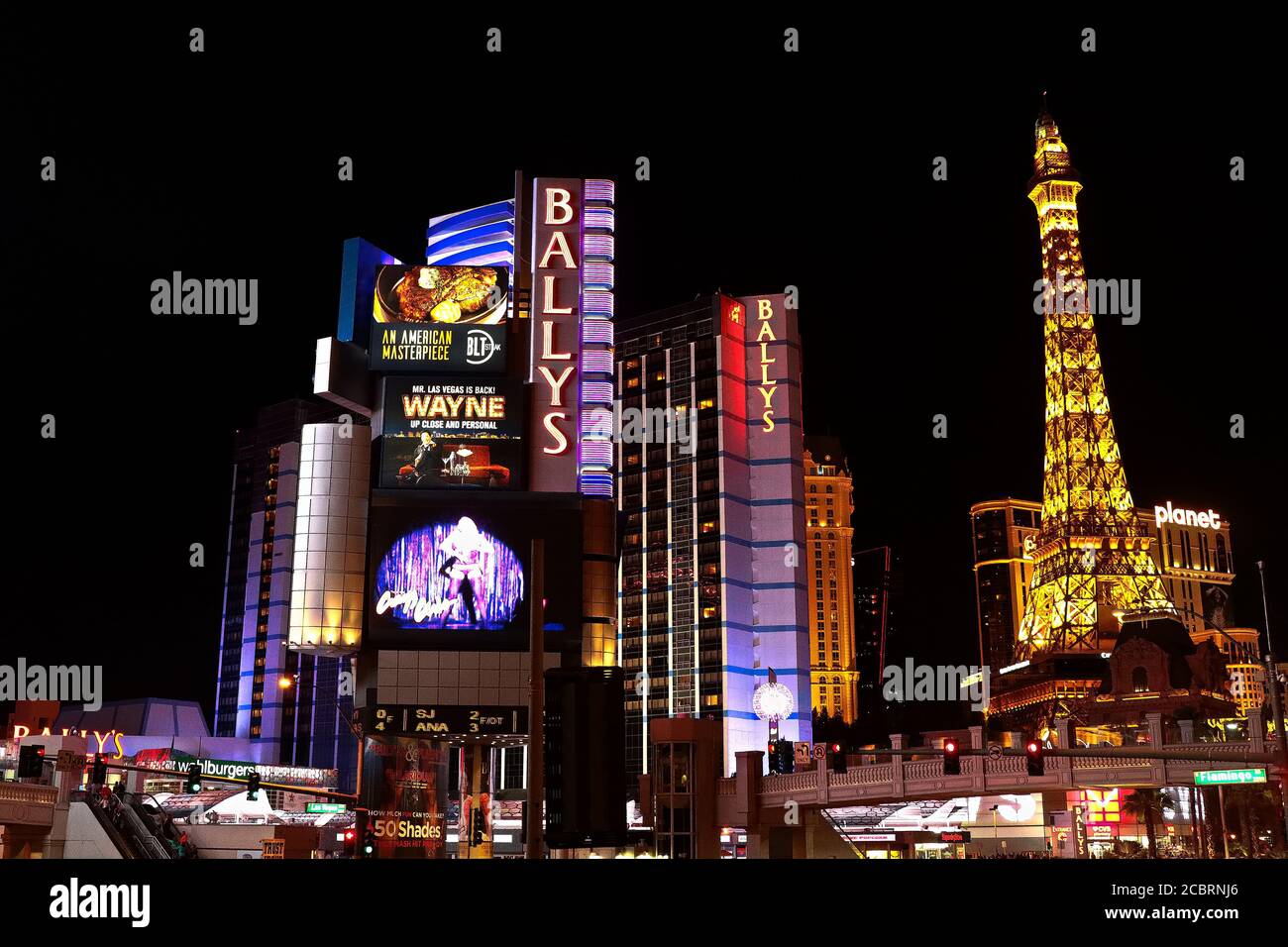 Panorama nocturne de Las Vegas Boulevard The Strip. Hôtels et casinos de Las Vegas capitale du jeu. Banque D'Images