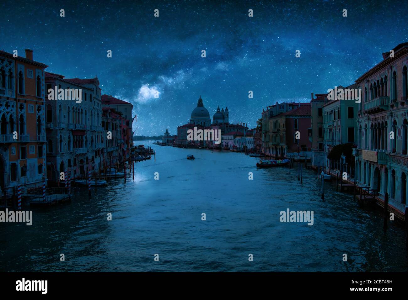 Le Grand Canal, Venise. L'une des deux photos créatives d'une scène familière. Par Mark Higham. Plus sur mon site Web à https://theartshot.com Banque D'Images