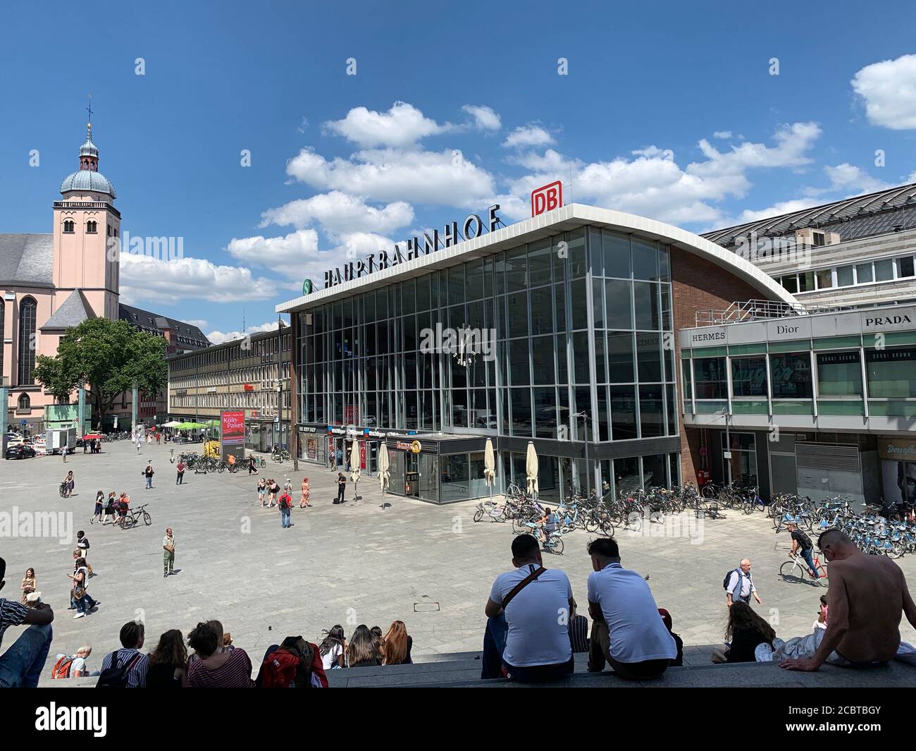 Koln Hauptbahnhof, également connue sous le nom de gare centrale de Cologne. Cologne Koln, Rhénanie-du-Nord-Westphalie / Allemagne. Banque D'Images