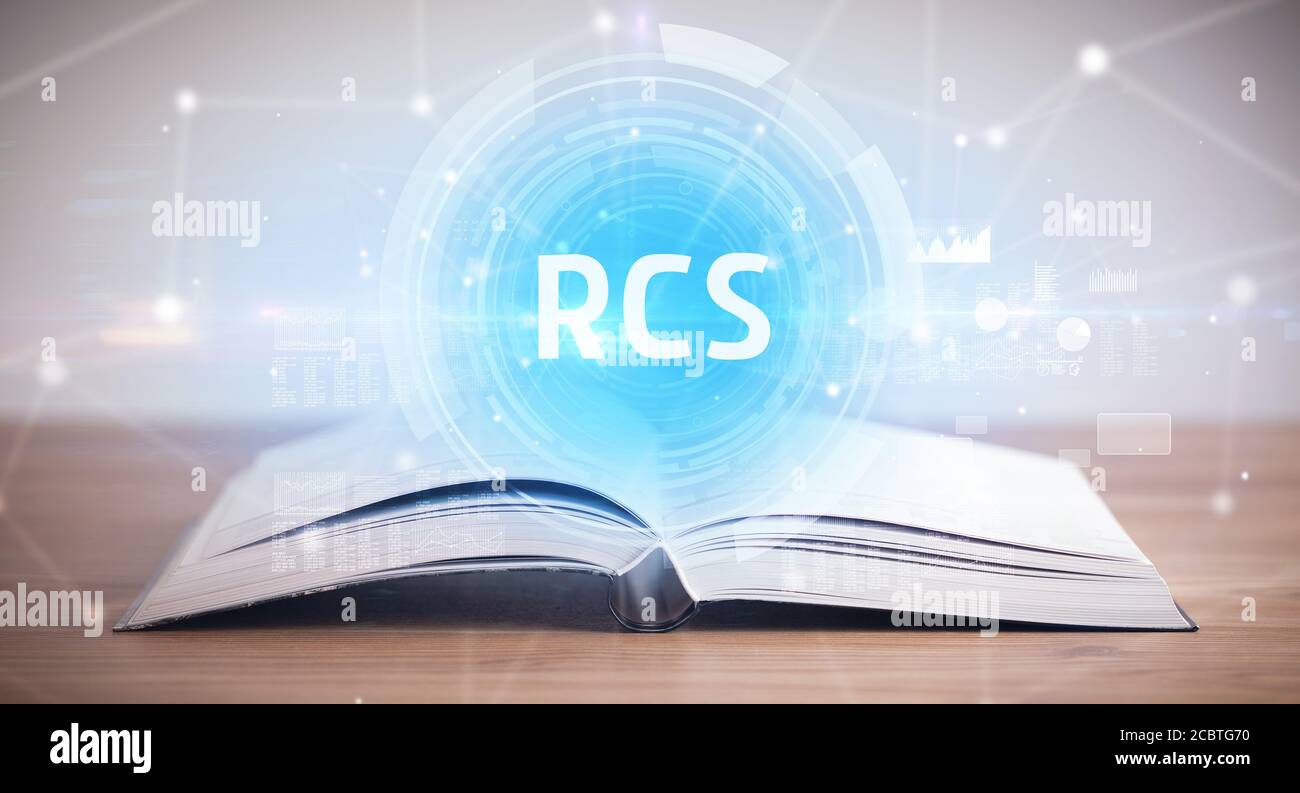 Livre ouvert avec abréviation RCS, concept de technologie moderne Banque D'Images