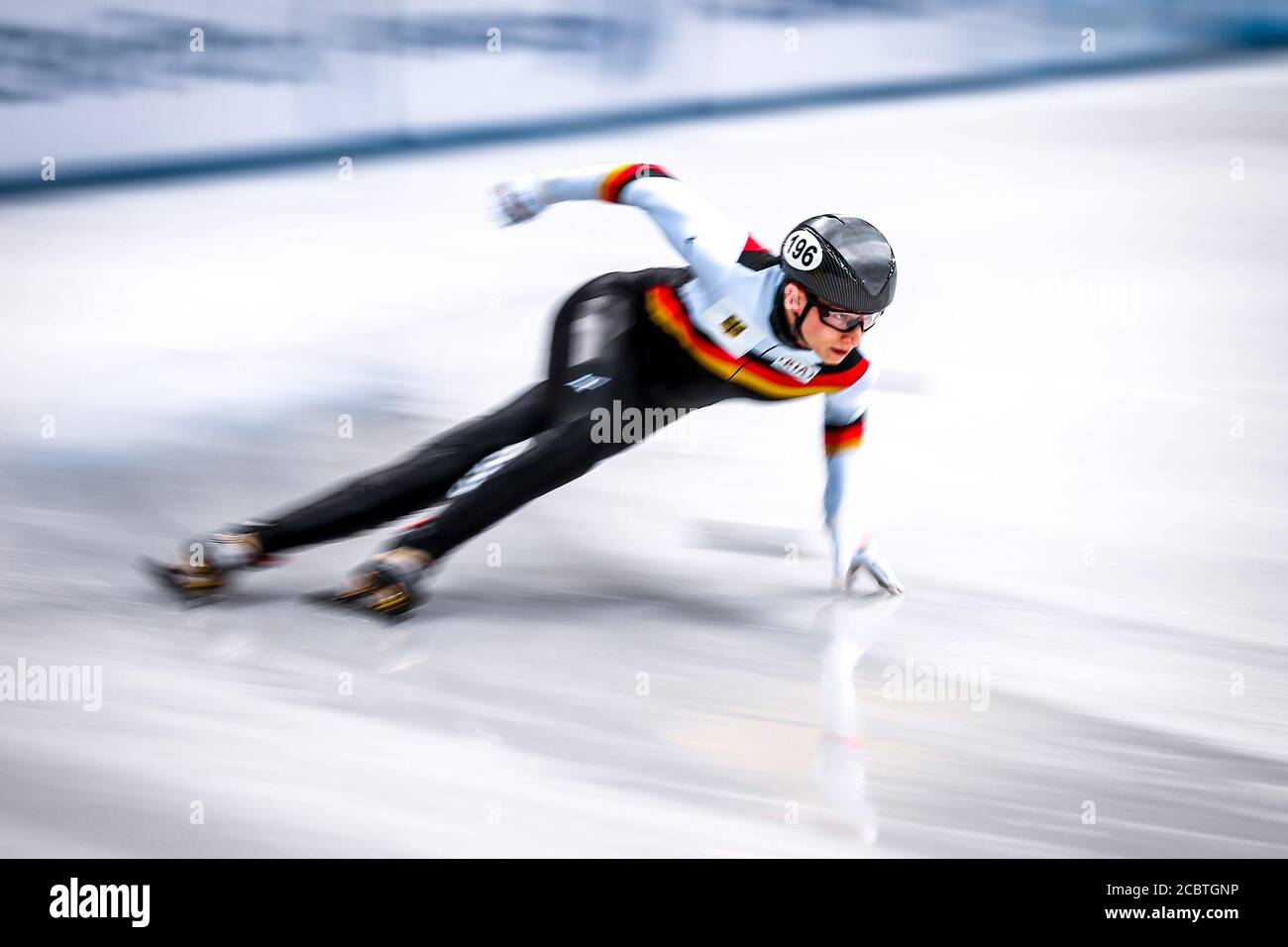 Dresde, Allemagne, 03 février 2019 : Tobias Pietzsch, de l'Allemagne, participe au Championnat du monde de patinage de vitesse sur piste courte de l'UIP Banque D'Images