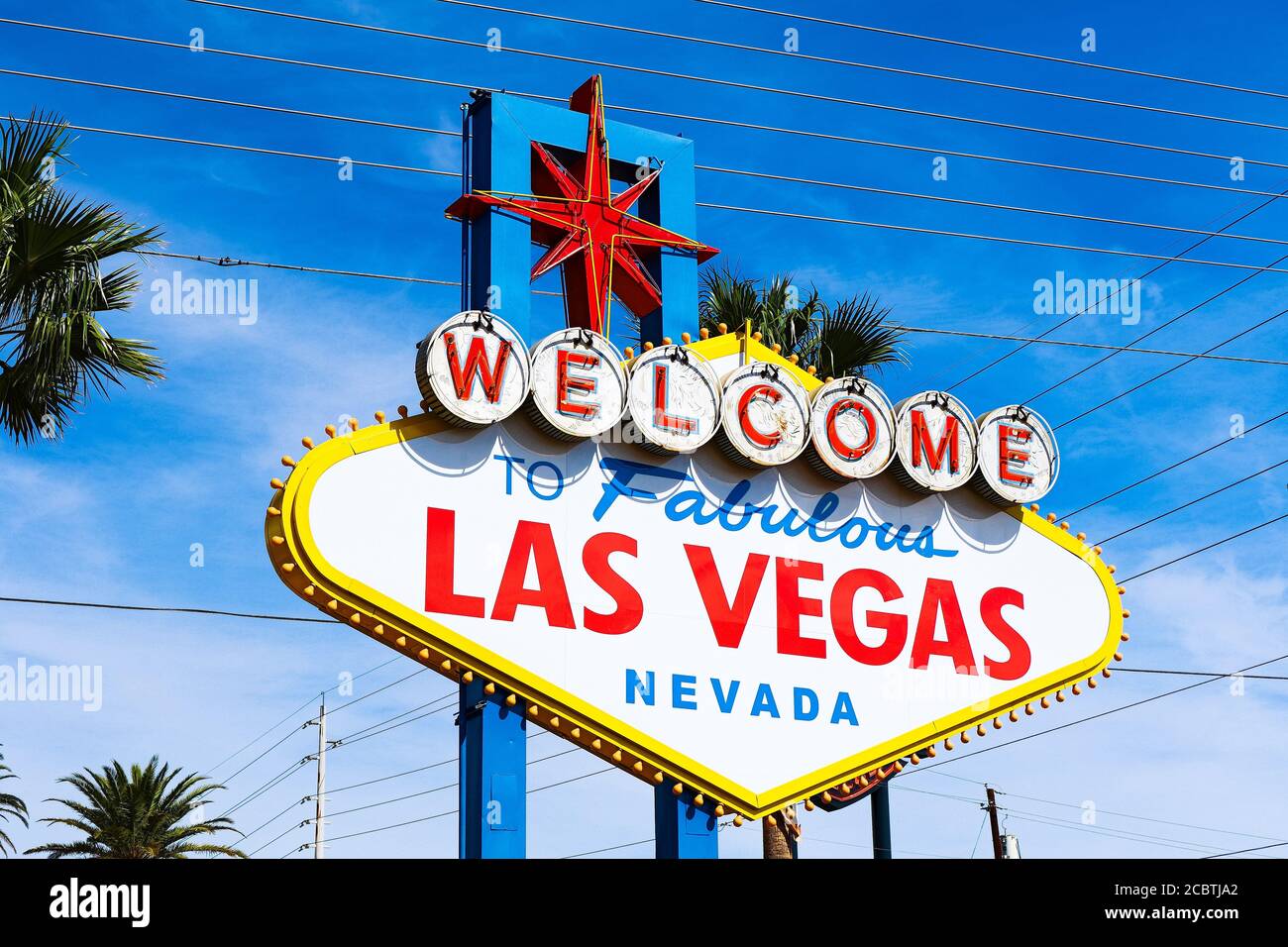 Le panneau Bienvenue à Las Vegas fabuleux le jour ensoleillé à Las Vegas.Bienvenue à ne jamais dormir ville Las Vegas, Nevada signe avec le coeur de Las Vegas Banque D'Images