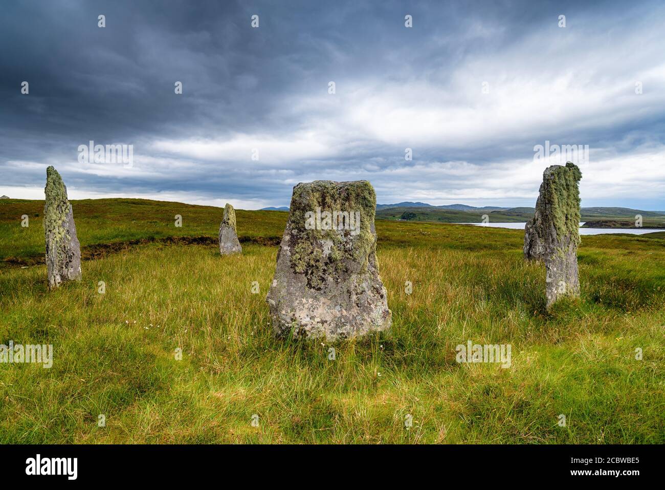 Ciel spectaculaire au-dessus de Ceann Hulavig ou de la Pierre Callanish IV Encerclez sur l'île de Lewis dans les Hébrides extérieures De l'Ecosse Banque D'Images