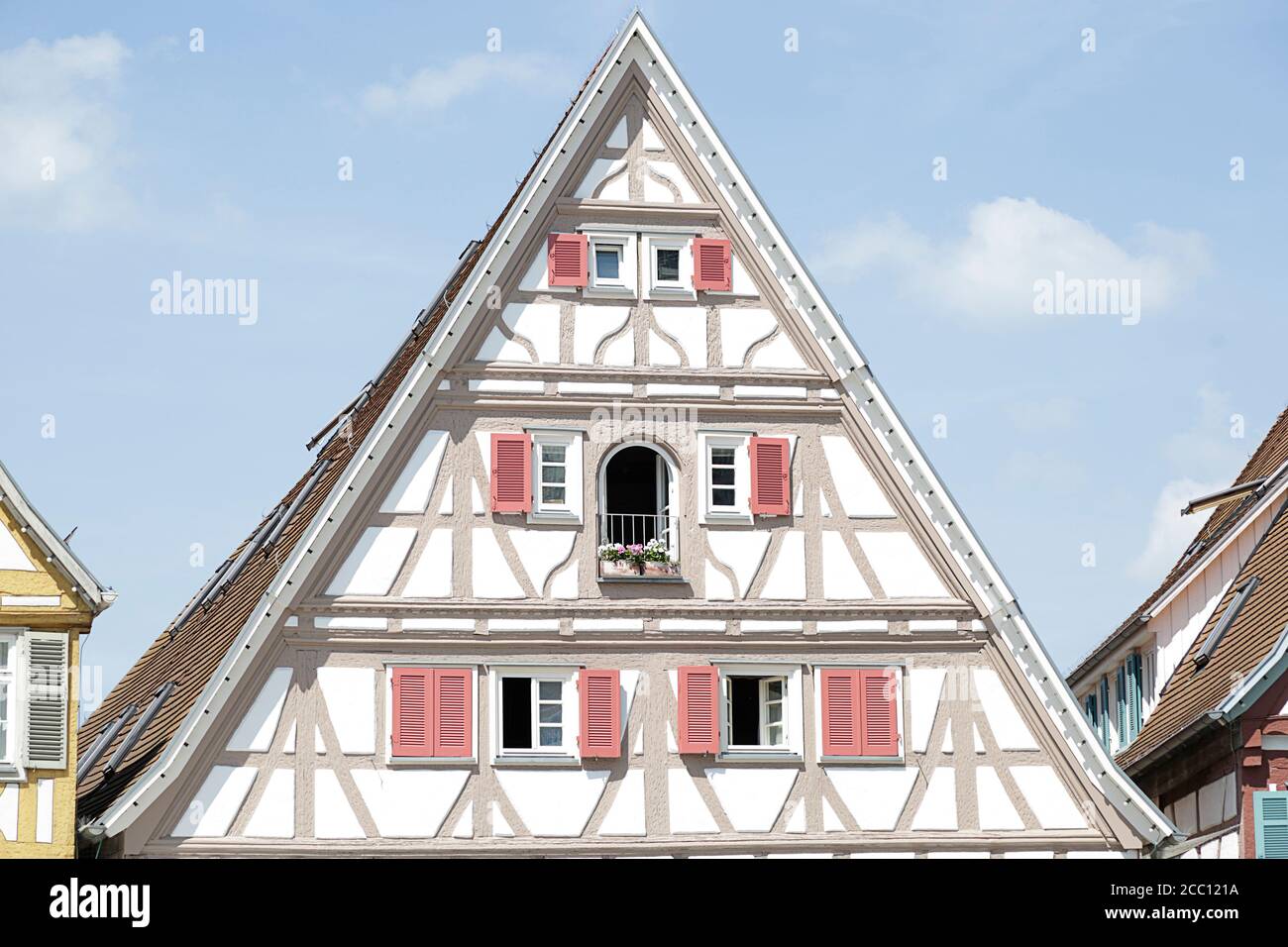 Maison traditionnelle à colombages située à Herrenberg, Forêt Noire, Bade-Wurtemberg, Allemagne Banque D'Images