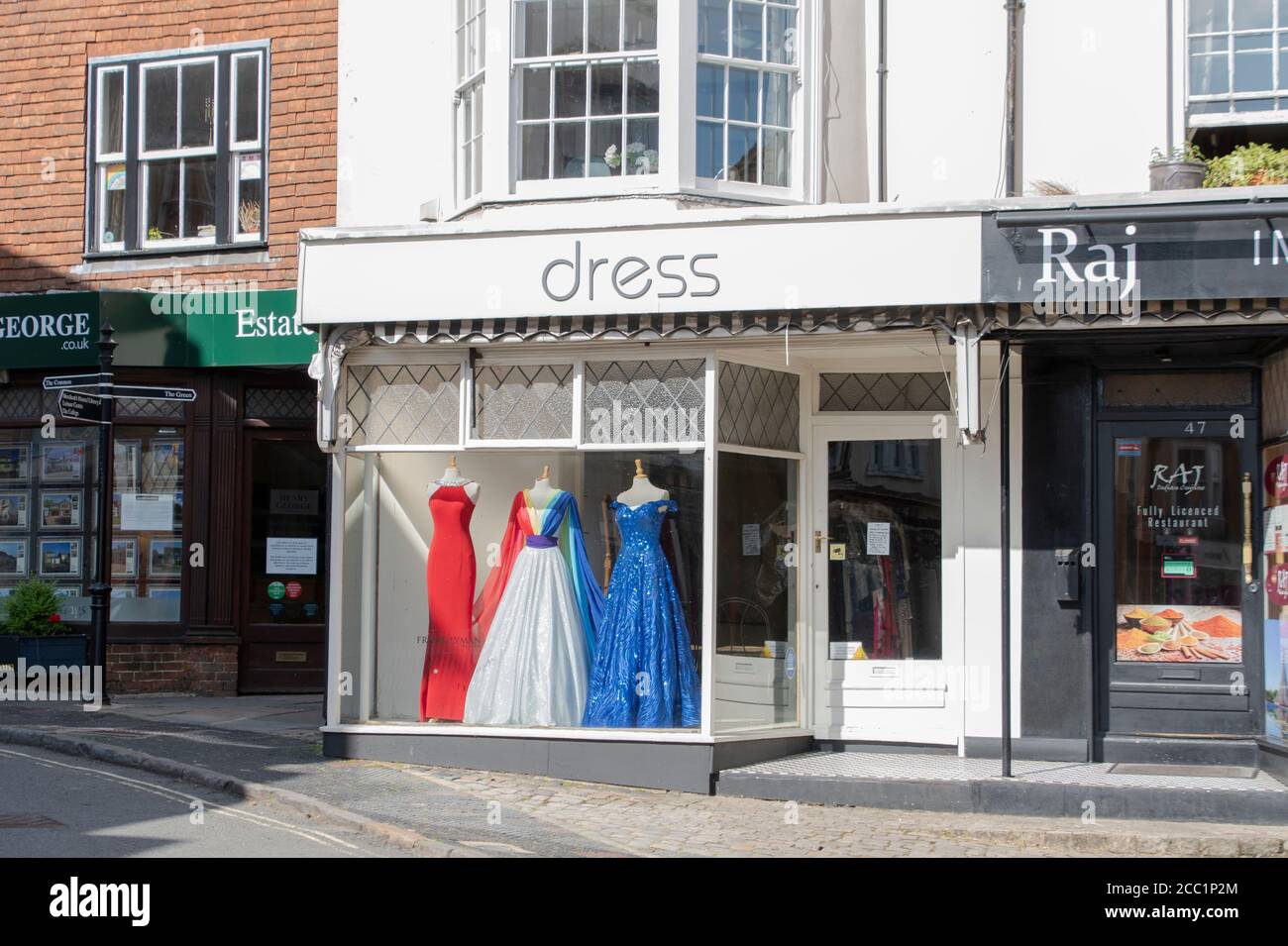 Magasin de vêtements sur Marlborough High Street Banque D'Images