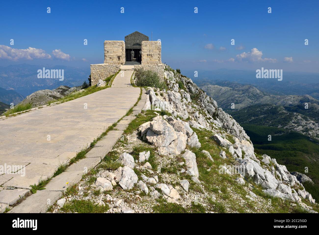 Le Monténégro, vue sur le parc national de Lovcen, mausolée de Njeguši Banque D'Images