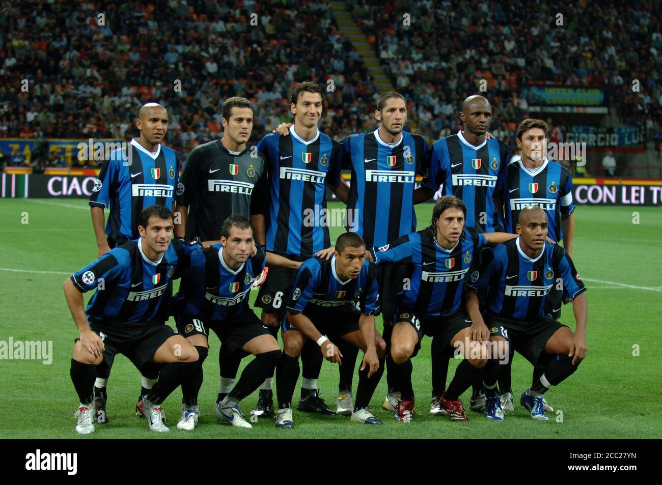 Milan Italie, 16 septembre 2006, Stade 'G.MEAZZA SAN SIRO', Championnat de  football sérieux A 2006/2007, FC Inter - UC Sampdoria : les joueurs Inter  avant le match Photo Stock - Alamy