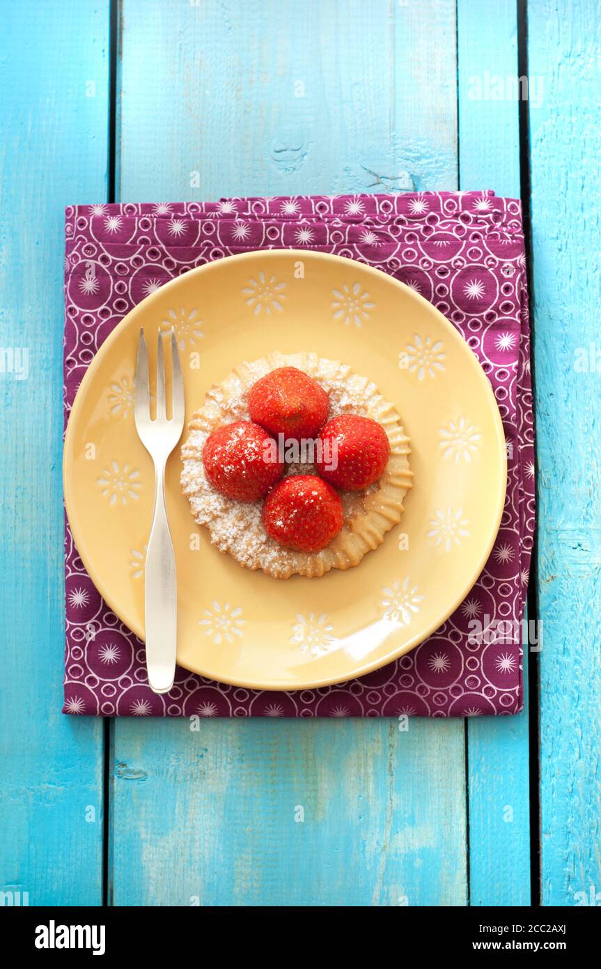 Tartelette aux fraises dans la plaque, Close up Banque D'Images