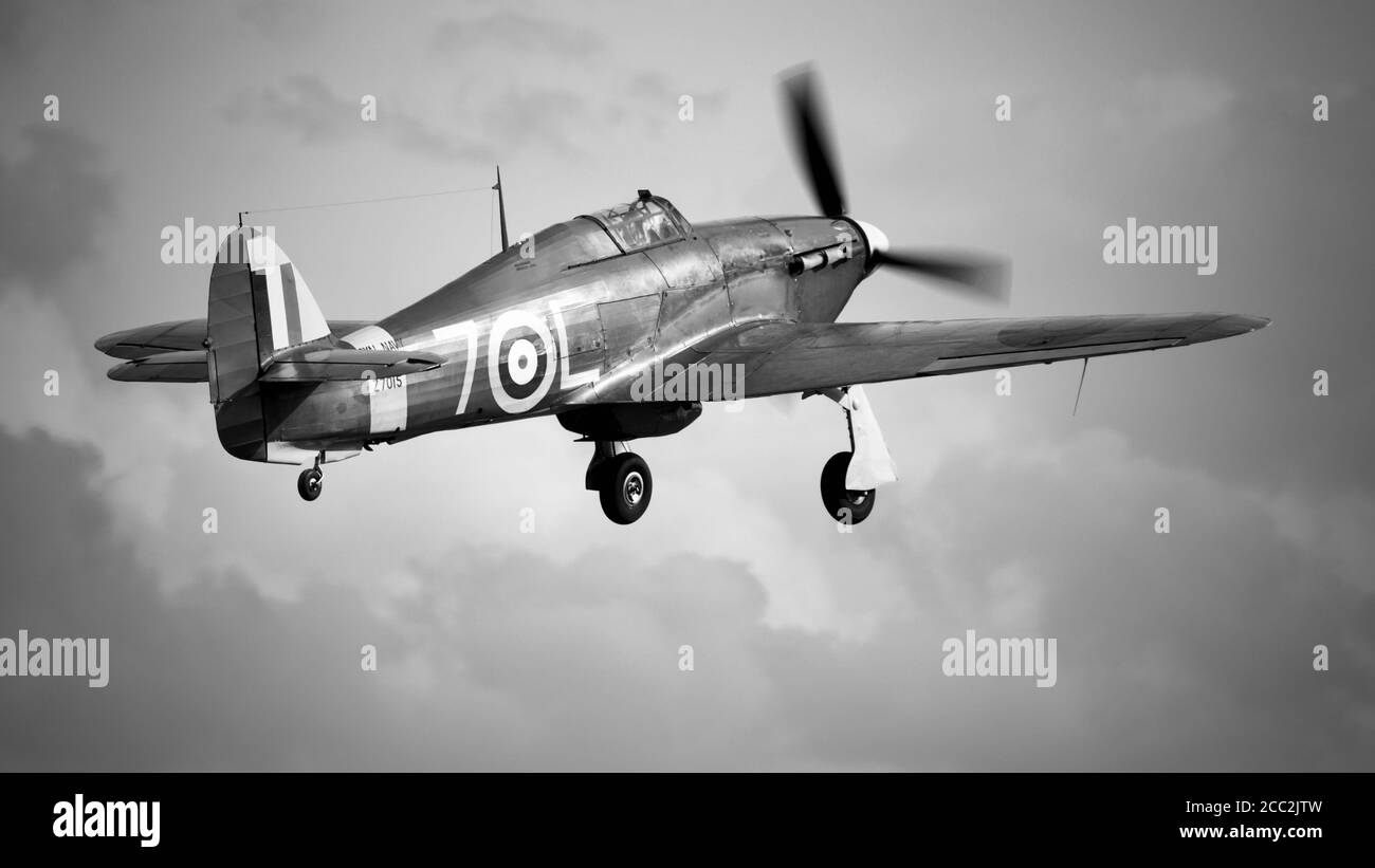 1941 Hawker Sea Hurricane “Z7015” décollage de Old Warden Aérodrome le 2 août 2020 Banque D'Images