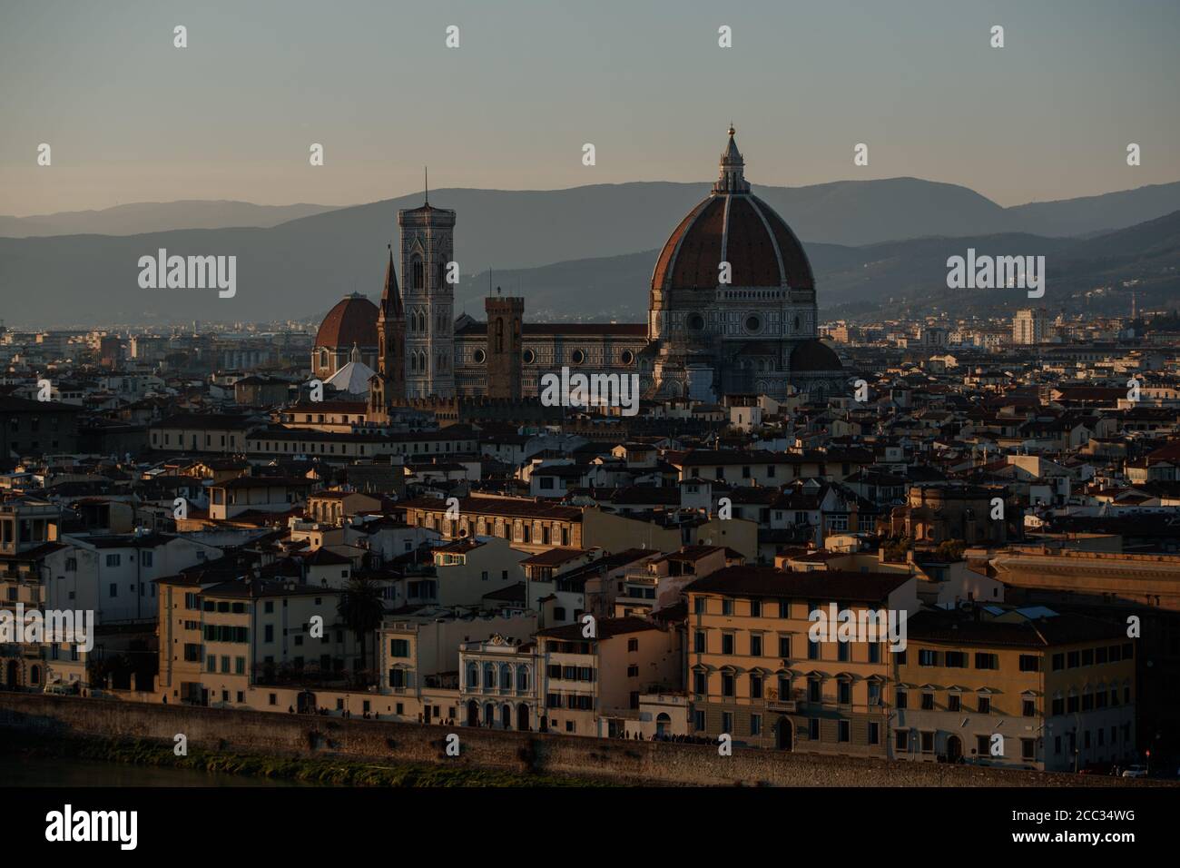 La cathédrale et le dôme de Florence, officiellement la cathédrale de Santa Maria del Fiore et le Duomo di Firenze Banque D'Images