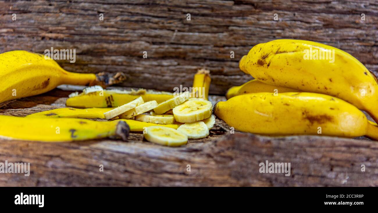 Different types of bananas Banque de photographies et d’images à haute