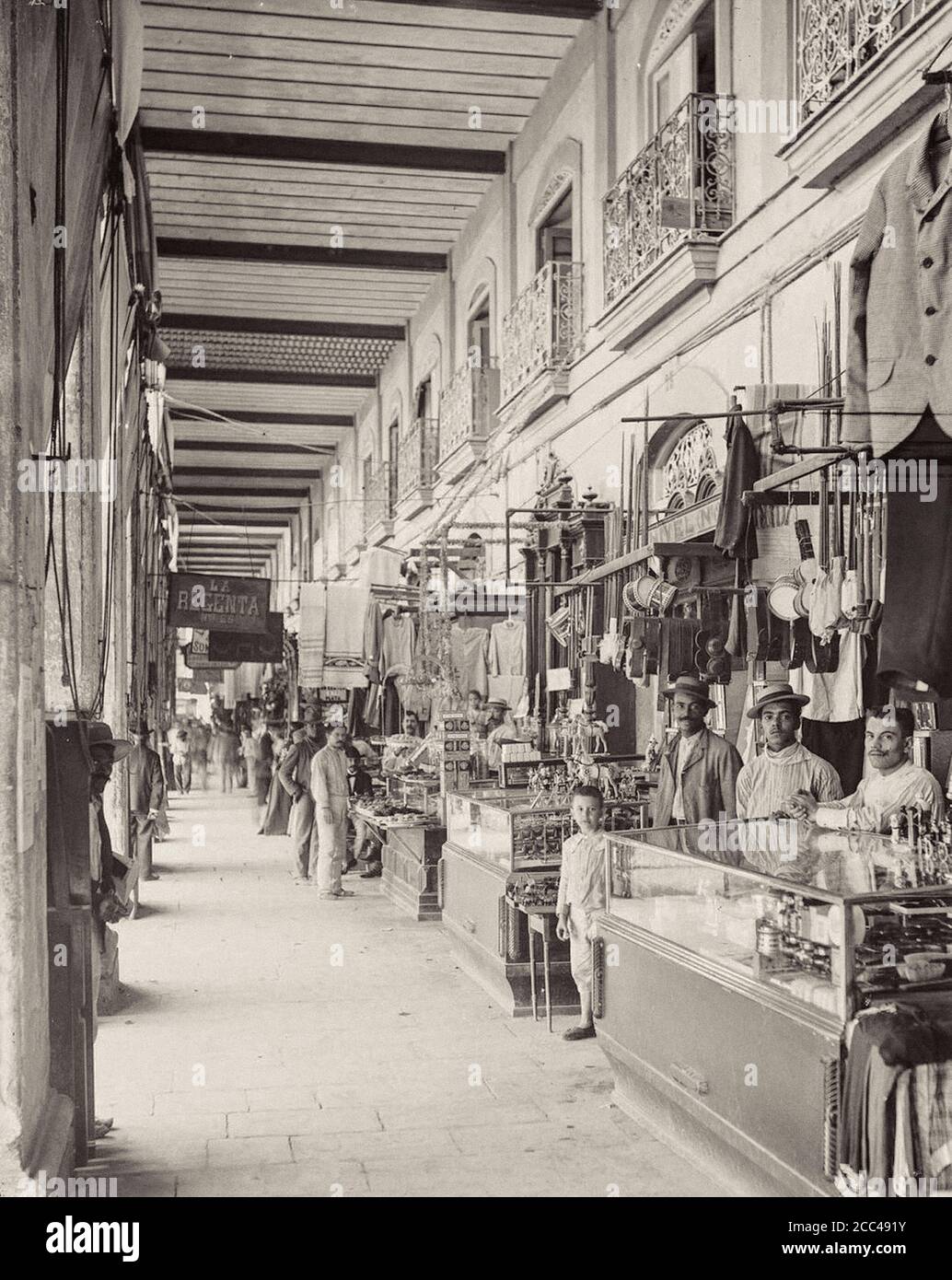 La vieille Havane. Étals de vendeurs dans le Mercado Tocon. Cuba. 1904 Banque D'Images