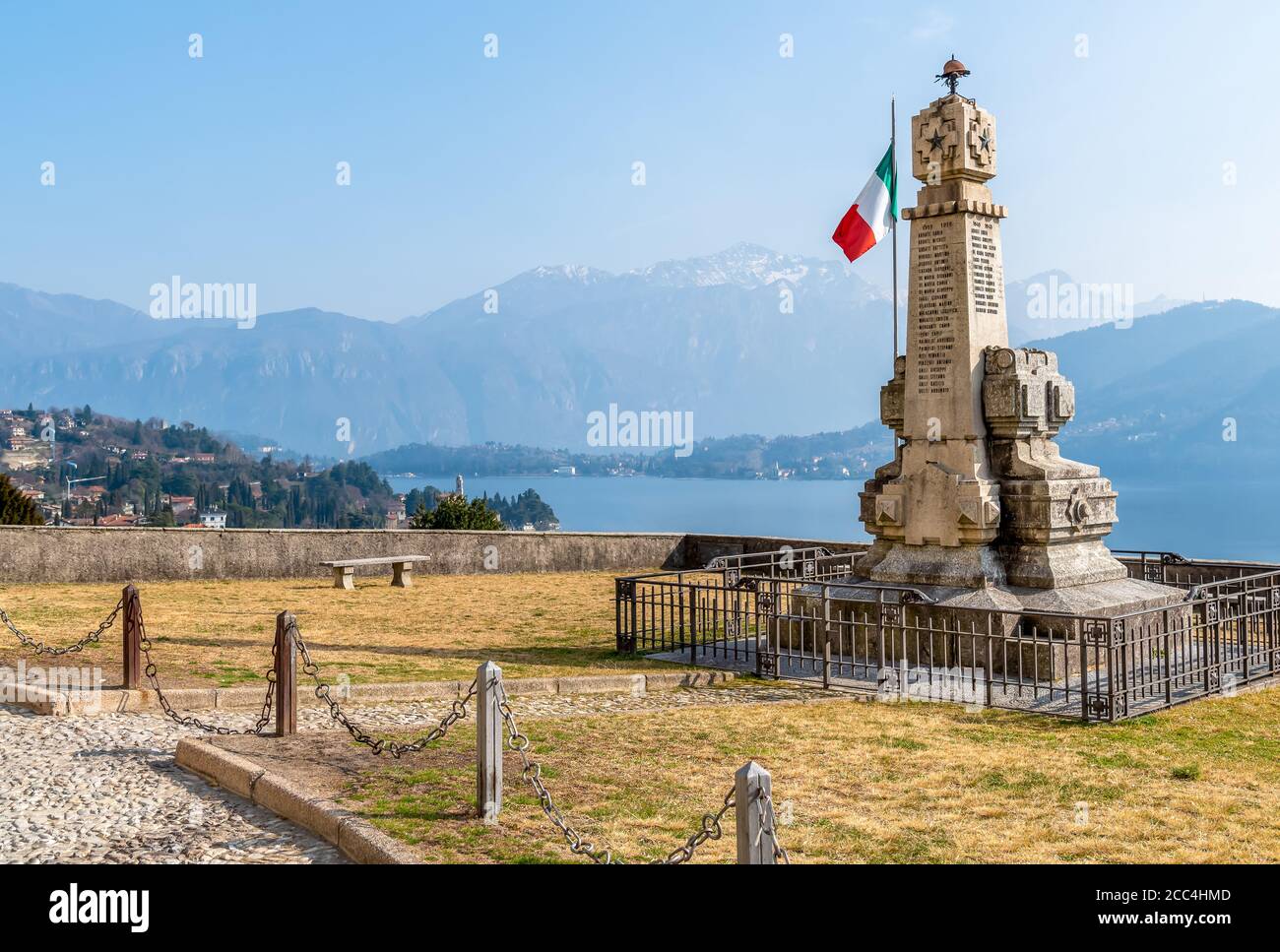 Monument aux soldats morts de la guerre mondiale à Mezzegra dans la province de Côme, région Lombardie, Italie Banque D'Images