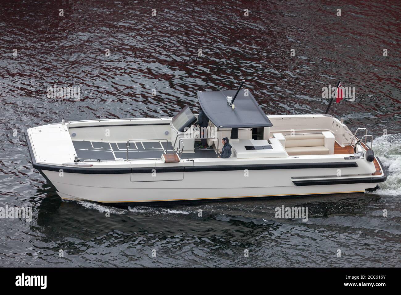 BERGEN NORVÈGE - 2015 MAI 28. Bateau tendre de l'Eclipse Mega Yacht à l'ancre à Bergen propriété de l'homme d'affaires russe et propriétaire de Chelsea F.C Roman Abr Banque D'Images