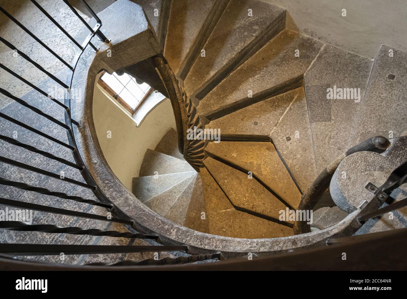 Escalier A Double Revolution Le Burg Graz En Styrie Autriche Photo Stock Alamy