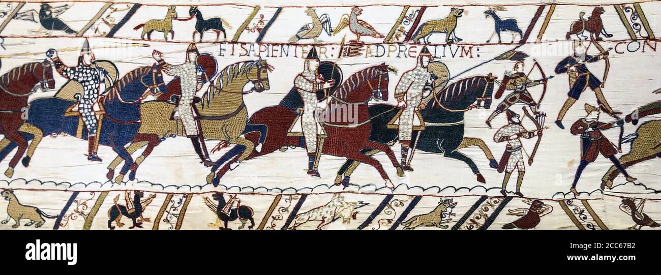 Détail de la Tapisserie de Bayeux. Scène 51 havant des chevaliers et des archers normands à la bataille de Hastings en 1066. Banque D'Images