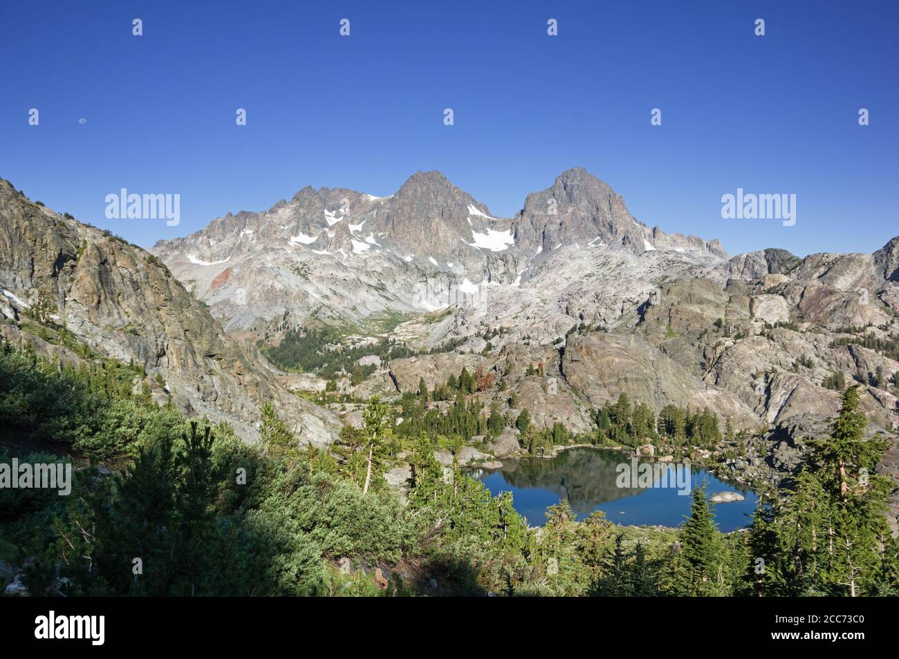 Ritter et Banner Peaks dans la nature sauvage d'Ansel Adams Californie Banque D'Images