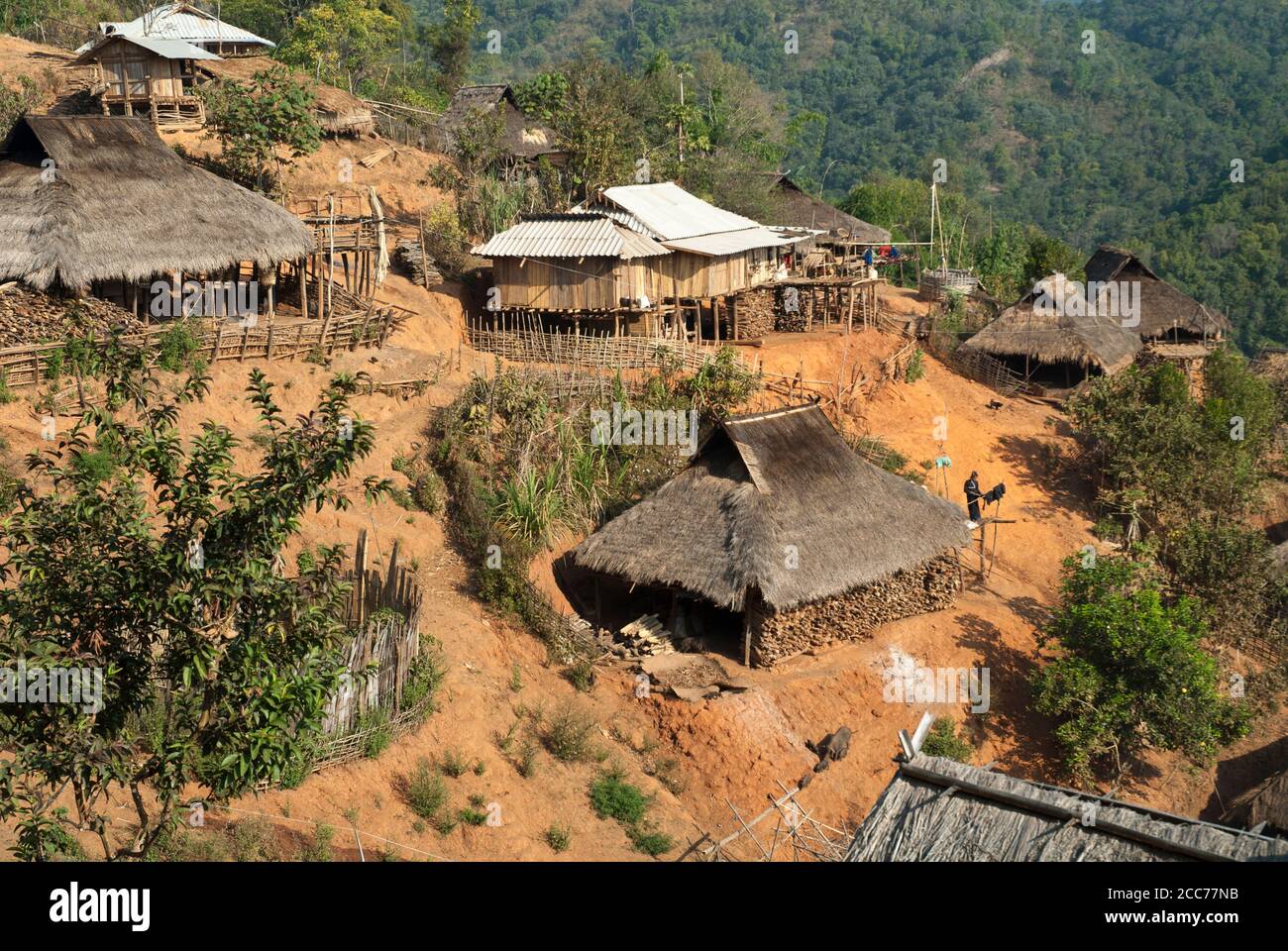 Villages de la colline de ENG et d'Akha en dehors de Kengtung, État de Shan, Myanmar (Birmanie) Banque D'Images