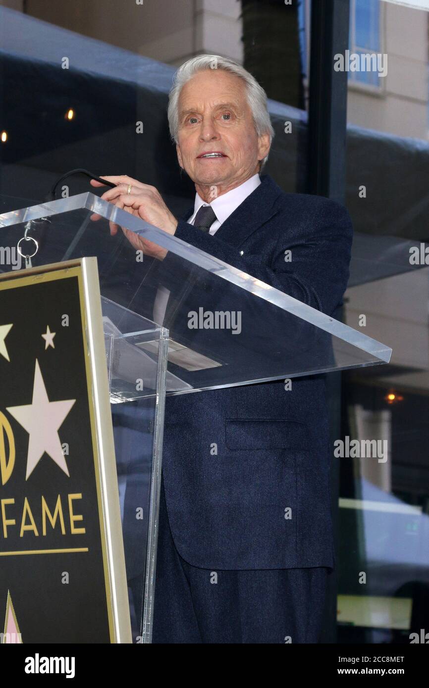 LOS ANGELES - 6 NOVEMBRE : Michael Douglas lors de la cérémonie des étoiles de Michael Douglas sur le Hollywood Walk of Fame le 6 novembre 2018 à Los Angeles, CA Banque D'Images