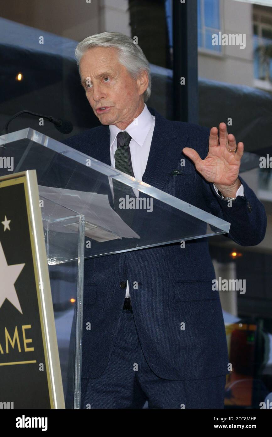LOS ANGELES - 6 NOVEMBRE : Michael Douglas lors de la cérémonie des étoiles de Michael Douglas sur le Hollywood Walk of Fame le 6 novembre 2018 à Los Angeles, CA Banque D'Images
