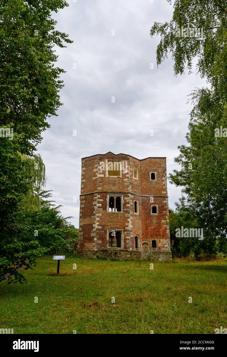 Palais d'Otford (ou Palais de l'Archevêque) à Otford, Kent, Royaume-Uni. C'est la tour du Nord-Ouest, le principe qui subsiste encore du palais. Banque D'Images