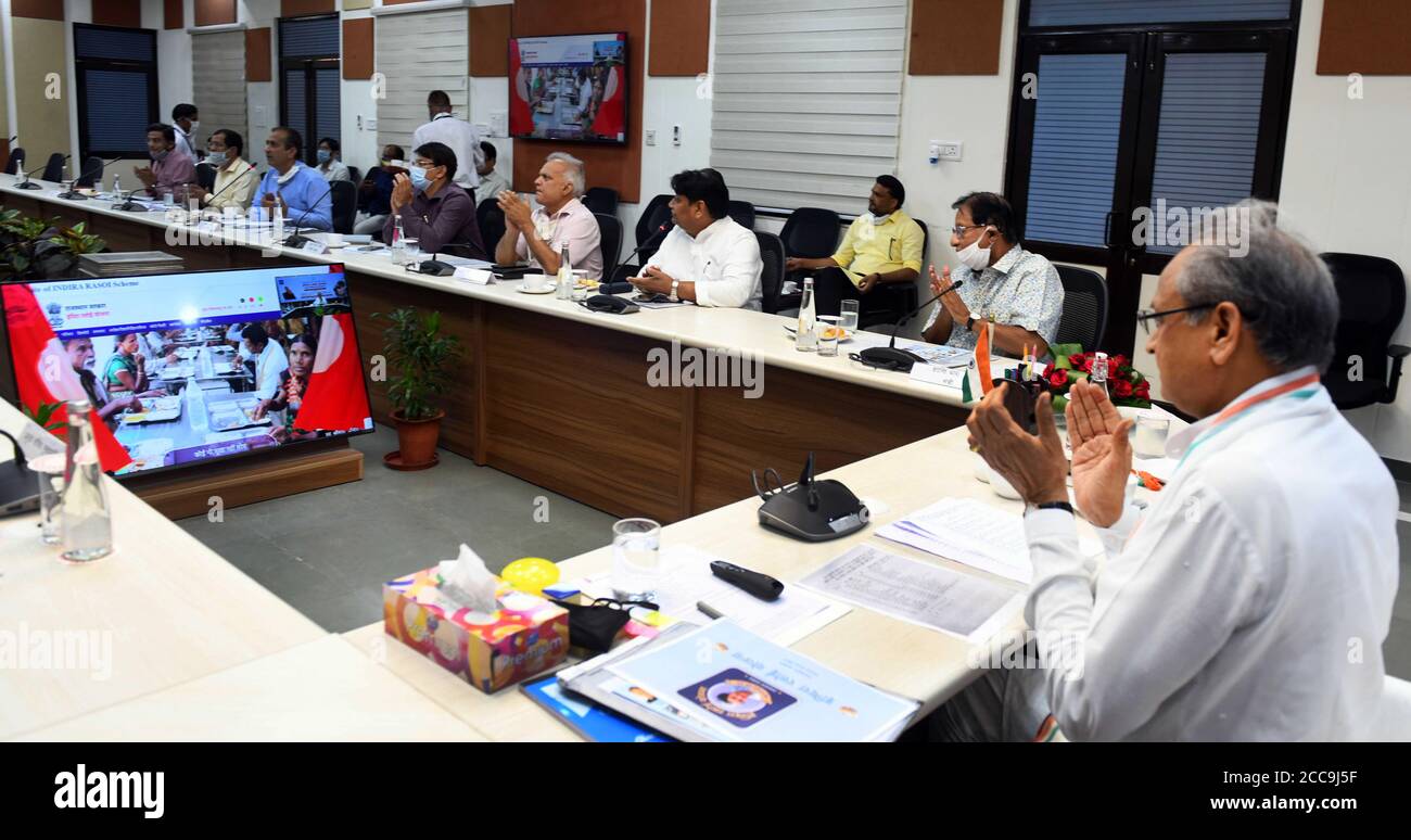 Rs 8 Banque D Image Et Photos Alamy Rs 8 Banque D Image Et Photos Alamy