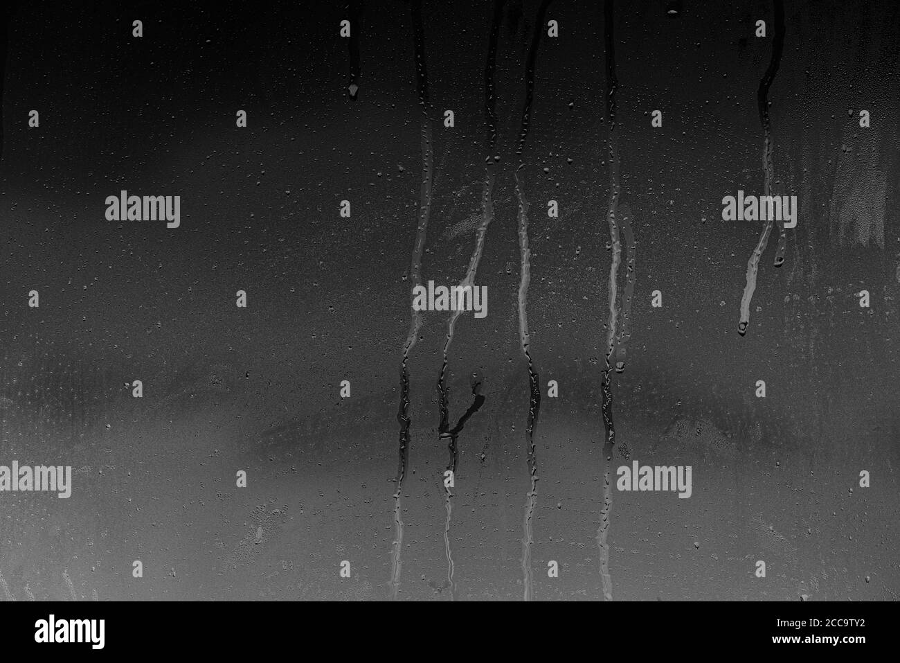 Condensat de verre avec fenêtre, en vapeur et eau comme arrière-plan ou de texture Banque D'Images