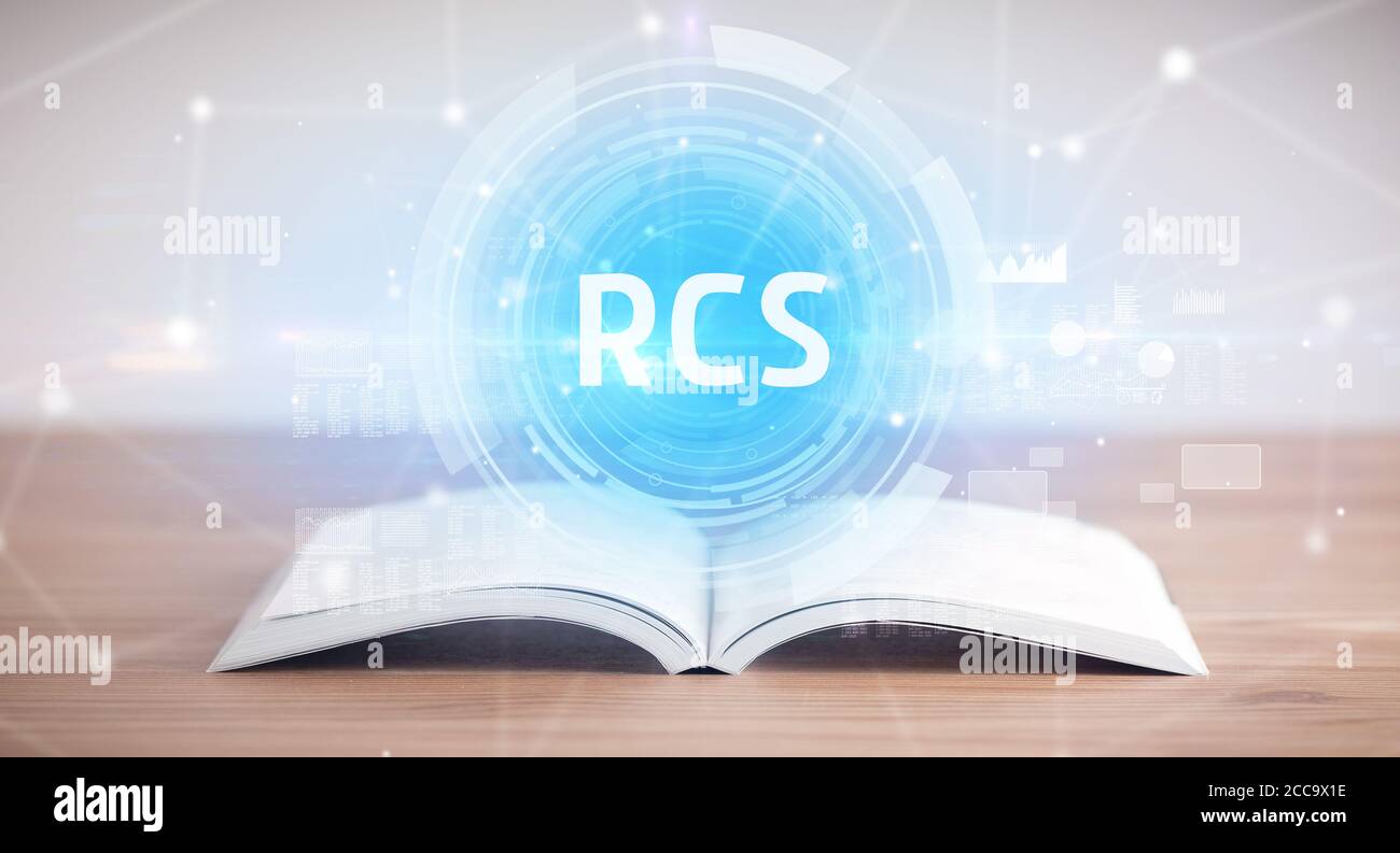 Livre ouvert avec abréviation RCS, concept de technologie moderne Banque D'Images