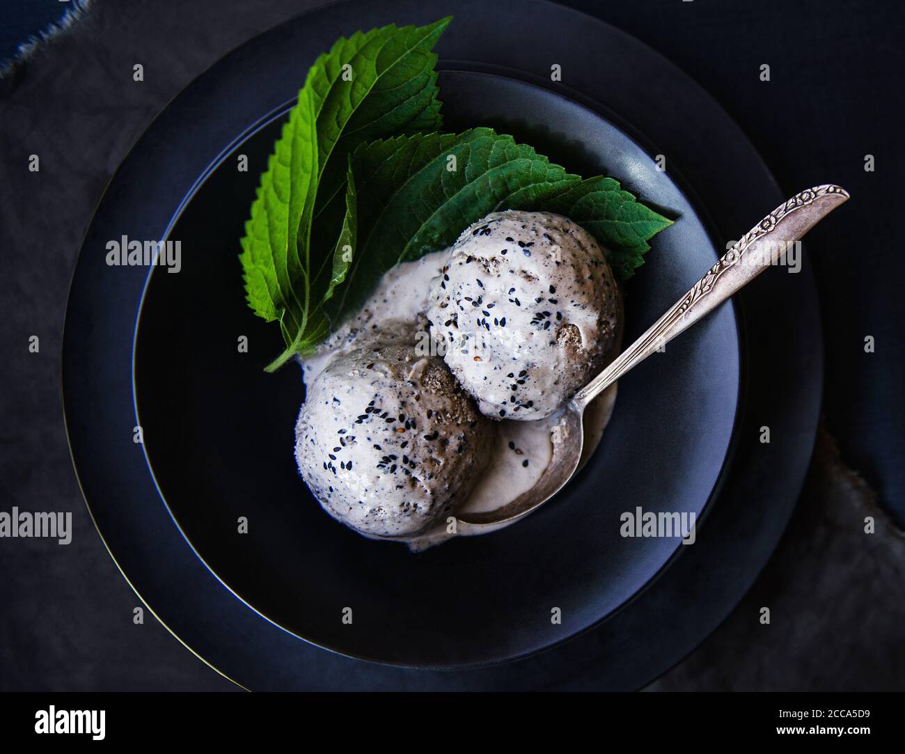 Glace au sésame noir Banque D'Images