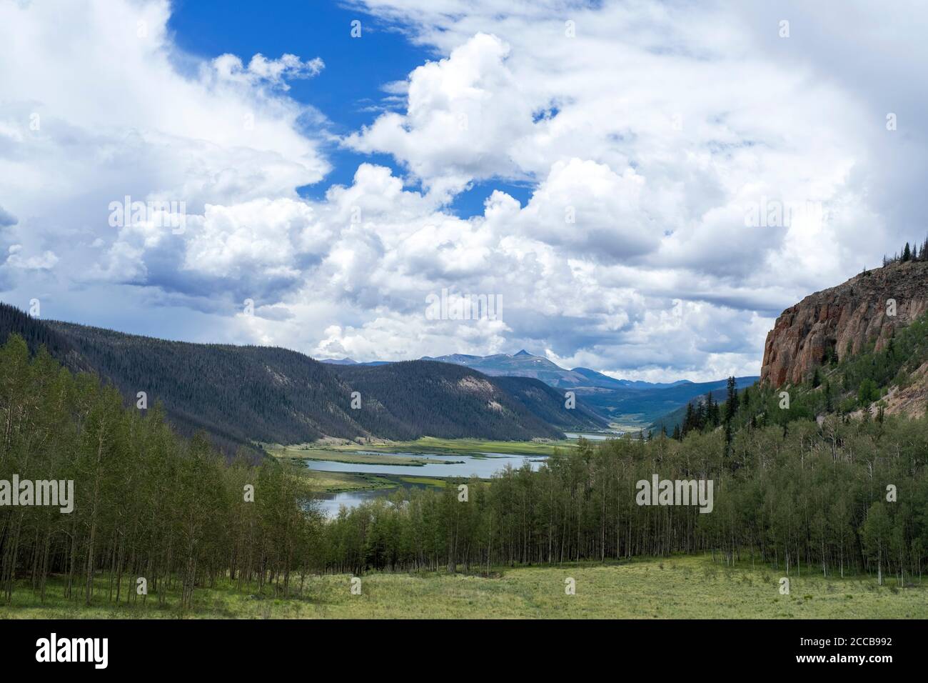 Amont de la rivière Rio Grande dans les montagnes Rocheuses Du Colorado Banque D'Images