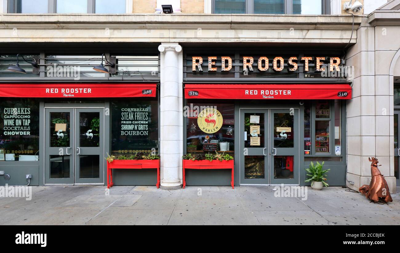Red Rooster, 310 Malcolm X Blvd, New York, NY. Façade extérieure d'un restaurant gastronomique confortable à Manhattan Harlem. Banque D'Images