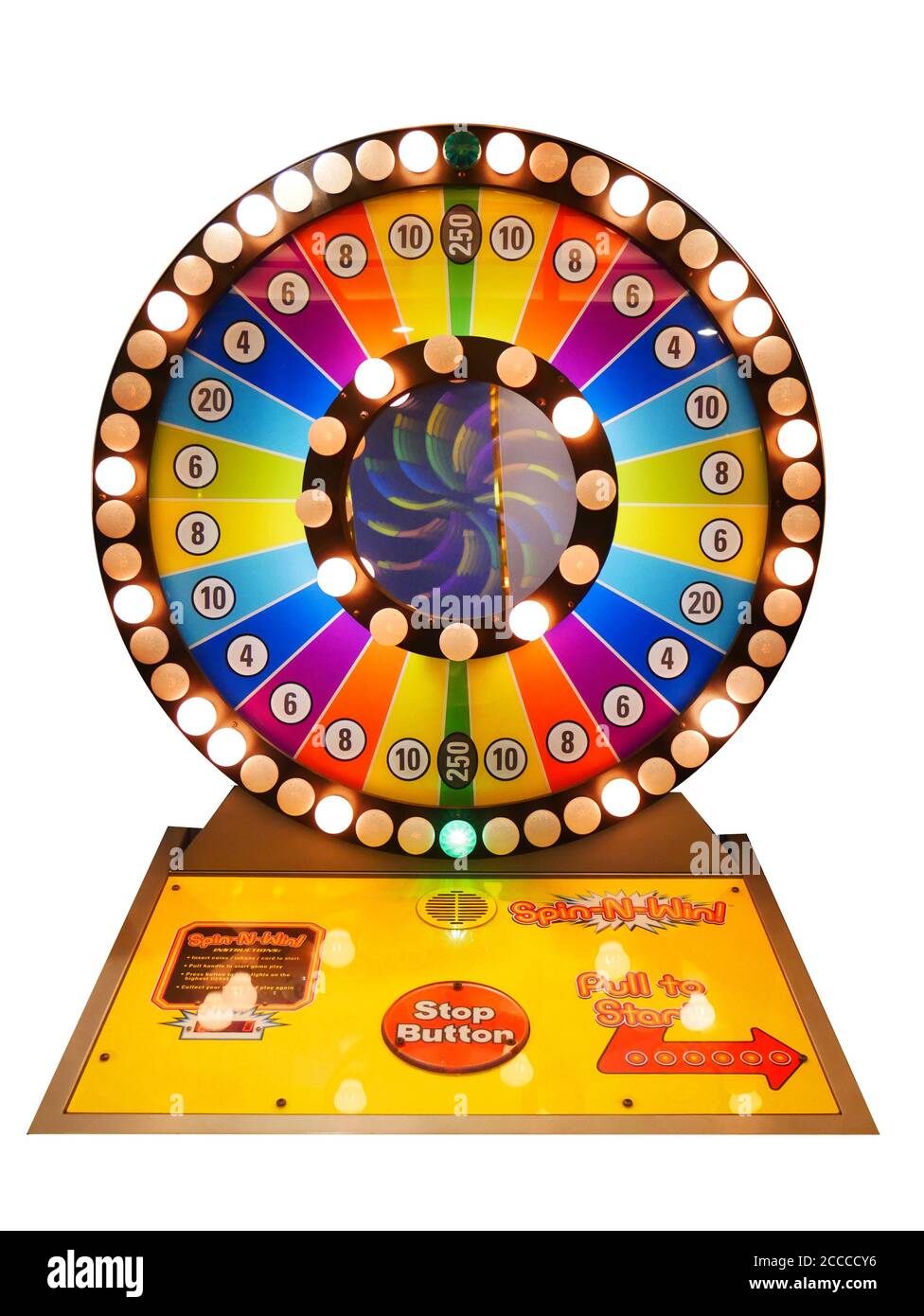 Casino Gamble concept : jeu de roulette coloré roue de pari automatique machine à pièces pour casino moderne isoler sur fond blanc Banque D'Images
