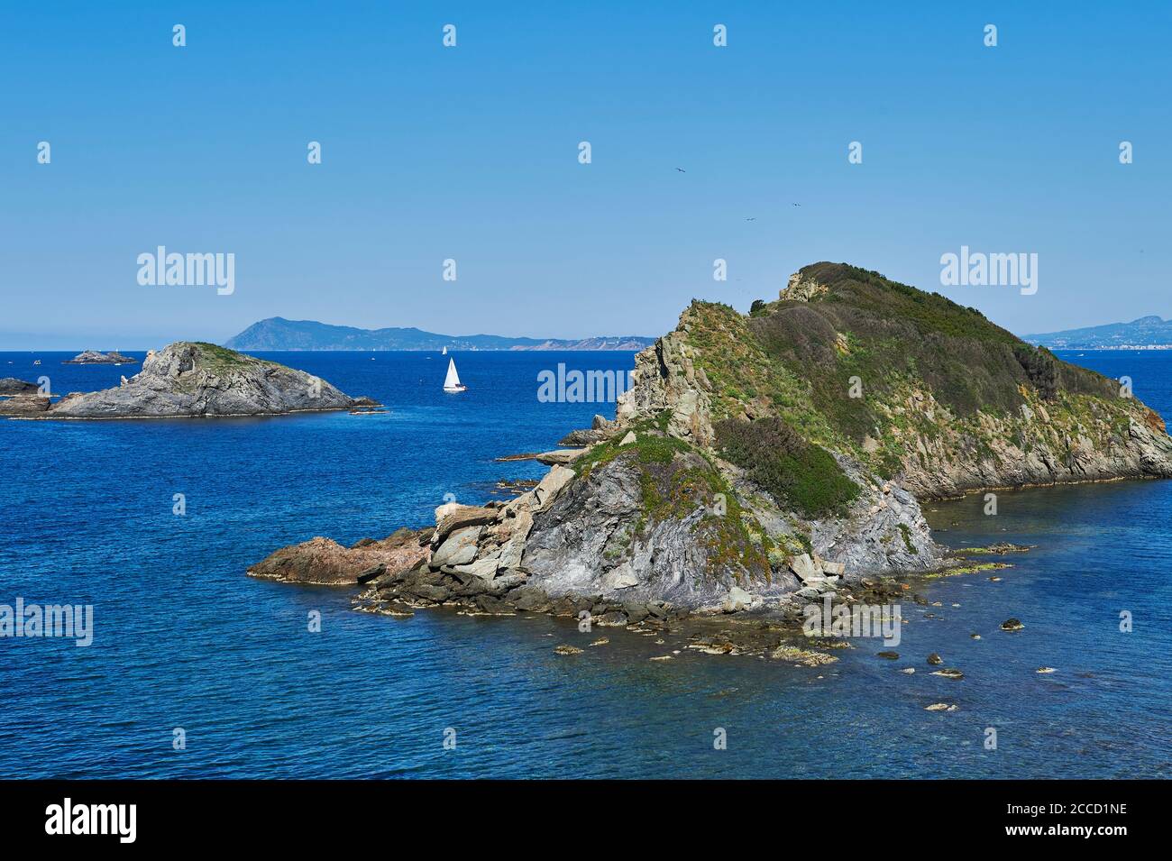 Hyères (sud-est de la France) : paysage de la péninsule de Giens avec les deux îles 'ile longue' et 'ile de la Ratonnière' à l'arrière Banque D'Images