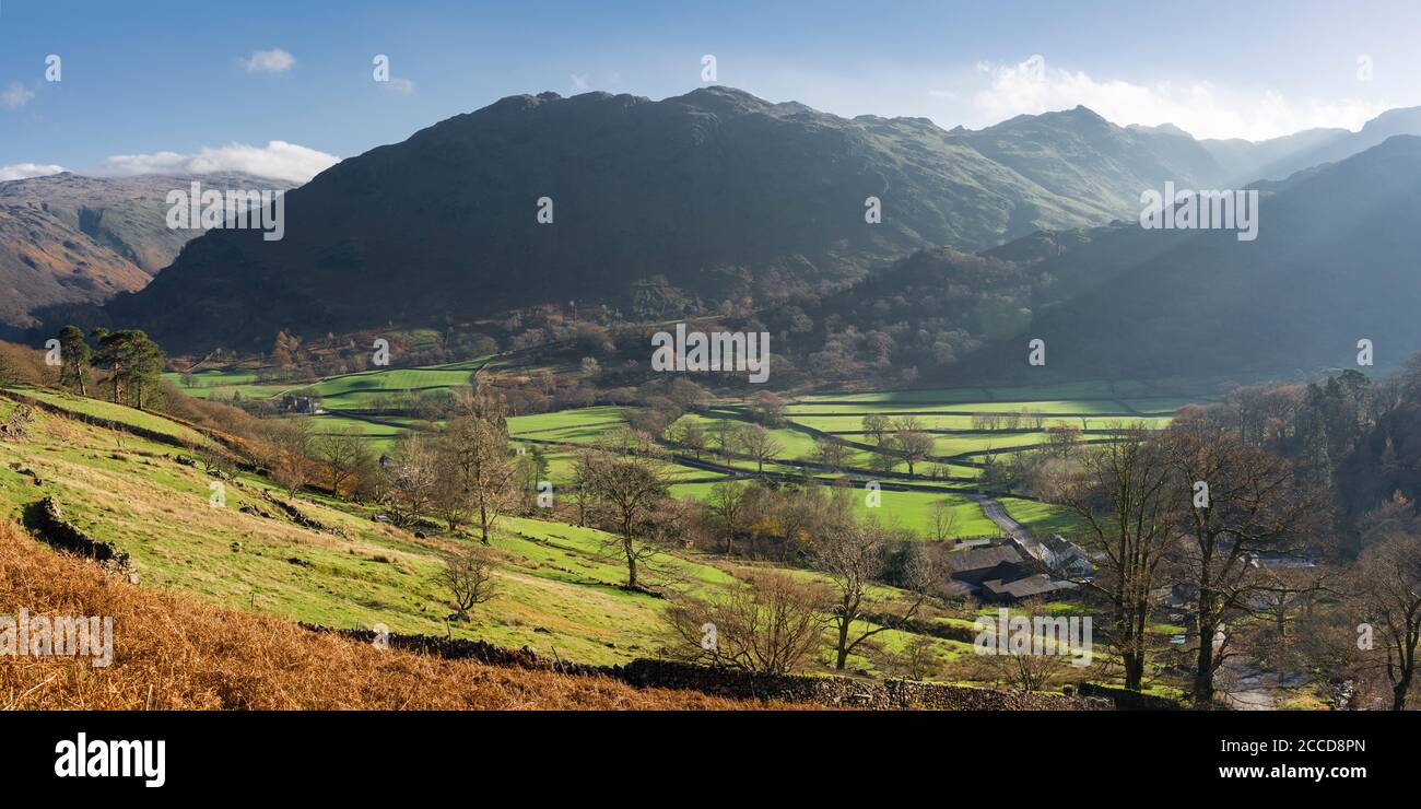 La vallée de Borrowdale et des coquillages d'au-dessus de Seatoller dans le parc national de Lake District, Cumbria, Angleterre. Banque D'Images