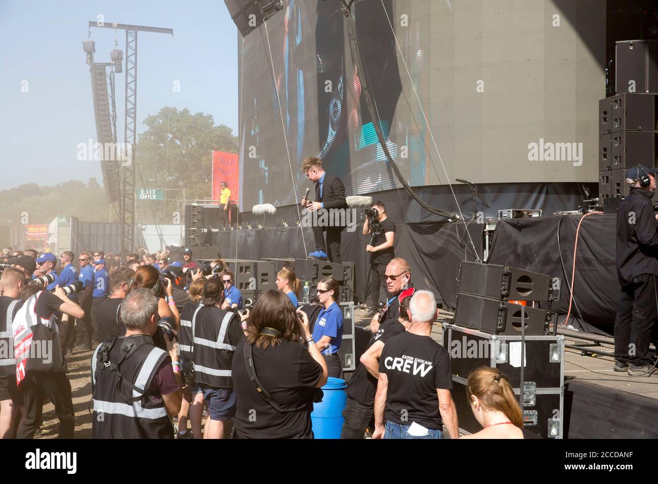 25.8.2019 Richfield Avenue Reading Berkshire UK Entrez Shikari perform on la scène principale le troisième jour au festival de lecture Banque D'Images