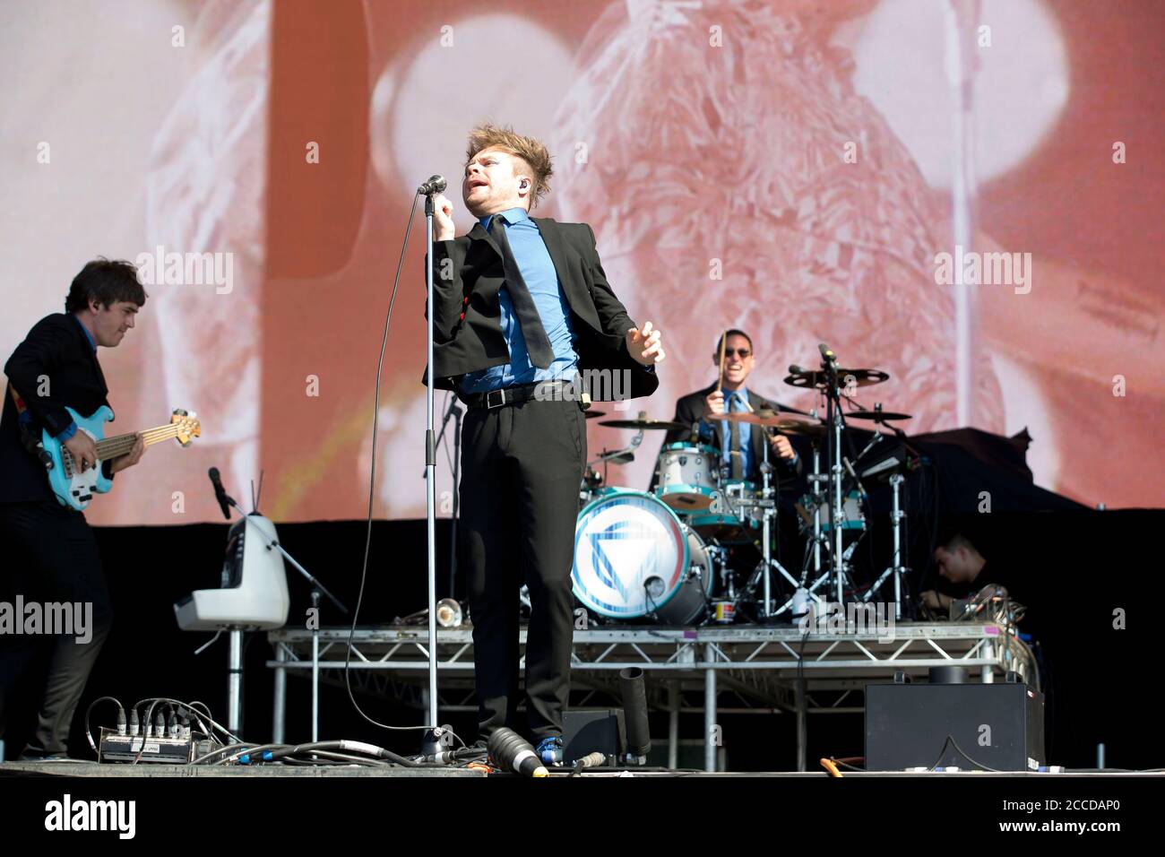 25.8.2019 Richfield Avenue Reading Berkshire UK Entrez Shikari perform on la scène principale le troisième jour au festival de lecture Banque D'Images