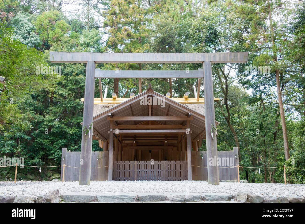 Mie, Japon - Grand Sanctuaire ISE (ISE Jingu Geku - sanctuaire extérieur) à ISE, Mie, Japon. Le sanctuaire a été une histoire de plus de 1500 ans. Banque D'Images
