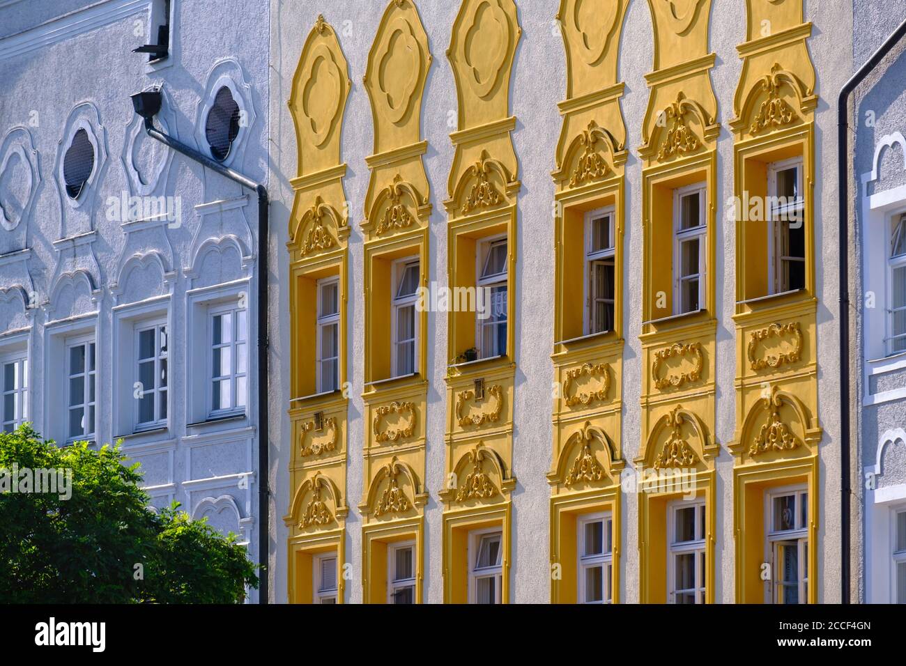 Façades de style Inn-Salzach, vieille ville, Mühldorf am Inn, haute-Bavière, Bavière, Allemagne Banque D'Images