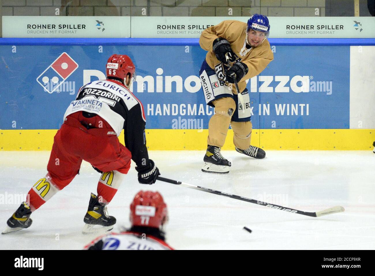 Winterthur, Suisse. 21 août 2020. Jeu convivial EHC Winterthur vs HC la Chaux de Fonds. Roman Karaffa Forward, HCC.HC la Chaux de Fonds a gagné 6-2 après la première période terminée 0-0. (Photo de Sergio Brunetti/Pacific Press) crédit: Pacific Press Media production Corp./Alay Live News Banque D'Images