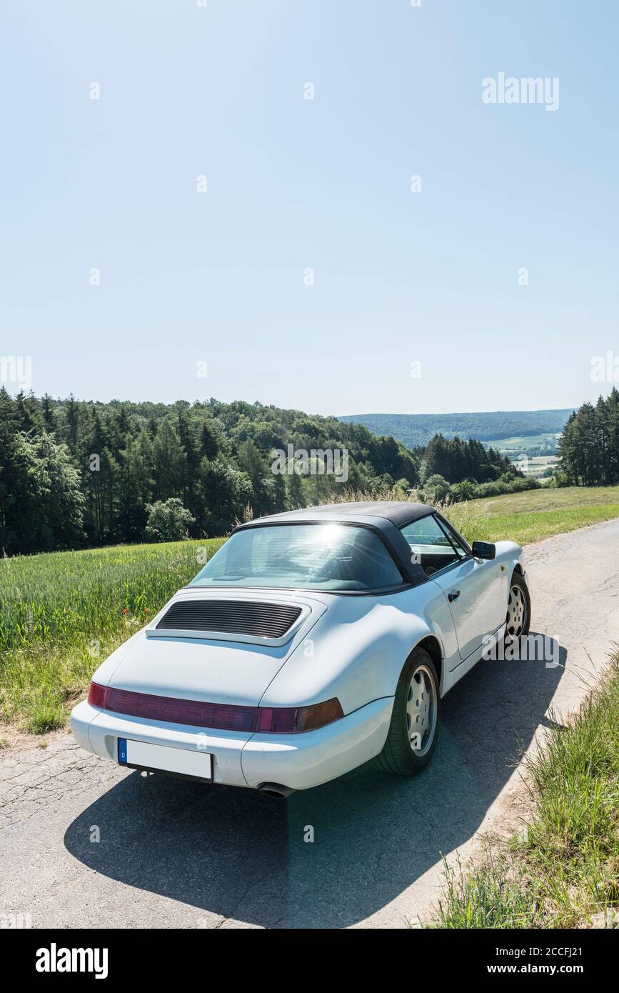 Breuberg, Hessen, Allemagne, Porsche 911 type 964, Carrera 2 Targa, année 1991, 250 ch, 3600 ccm. Banque D'Images
